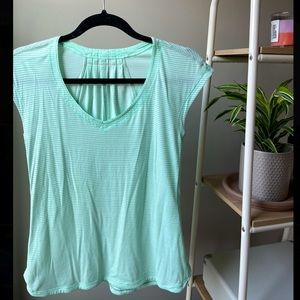 Lulu Lemon workout Tee
